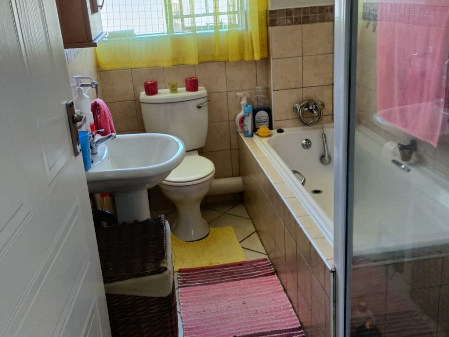 2 Bedroom Property for Sale in Bayswater Free State